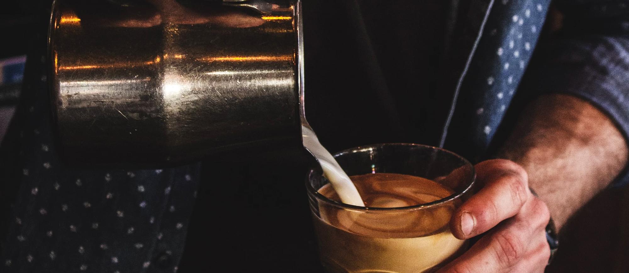 THE LONDON SIP Packaging